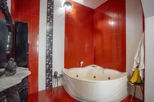 Apartament ULTRACENTRAL cu loc de parcare - imagine 7