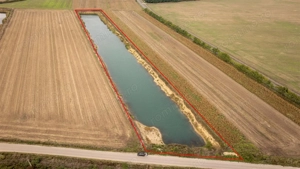 Teren extravilan Santau cu luciu de apa