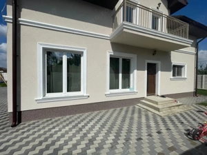 Casa Individuala 5 camere central Mosnita Veche