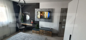 Garsoniera de 28 mp, mobilata lux, etaj 2, zona Tractorul