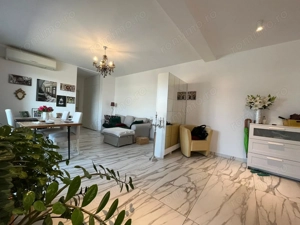 Dumbravita. La parter. Modern!