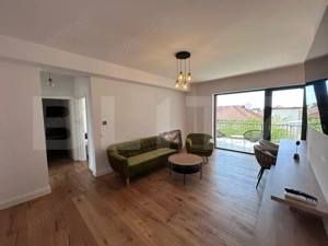 Apartament 3 camere, 80.80 mp, zona Centru - imagine 2