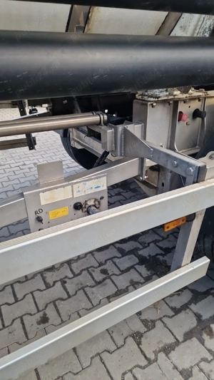 Cisterna izolata - imagine 5