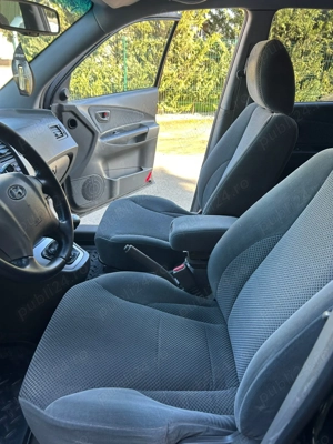 Hyundai Tucson 2006   2.0 CRDi 16V   140 CP   4WD   Manual   3950   - imagine 2