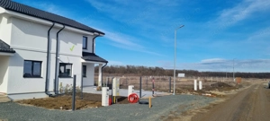 Duplex nou, la cheie, zonă liniștită lângă Pădurea Bistra