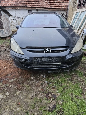 Dezmembrez ford focus mondeo 2.0 tdci mercedes c220 cdi peugeot 2.0 chrysler pt 2.2 audi a6 a4 2.5  - imagine 4