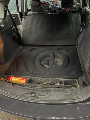 Vând Renault Megane 2 1.6 benzina + GPL. Pret negociabil - imagine 9