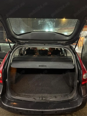 Vând Renault Megane 2 1.6 benzina + GPL. Pret negociabil - imagine 8