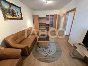 Apartament decomandat mobilat 50 utili balcon lift Vasile Aaron Sibiu
