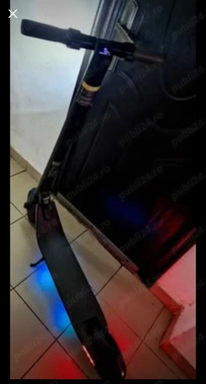 vând sau schimb Trotineta Electrică NineBot 