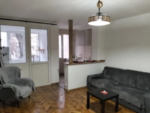 Garsoniera renovata situata in Vatra Luminoasa. - imagine 5