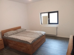 Casa Parter si Etaj zona centrala - imagine 6