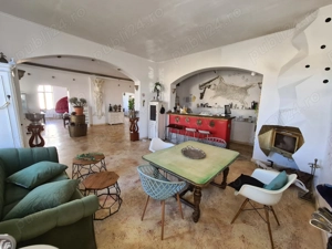 Vila cu piscina - teren generos și potențial multifuncțional  - imagine 8