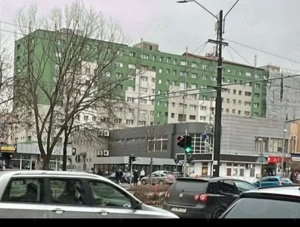 Vand Apartment cu 2 camere zona Intim 