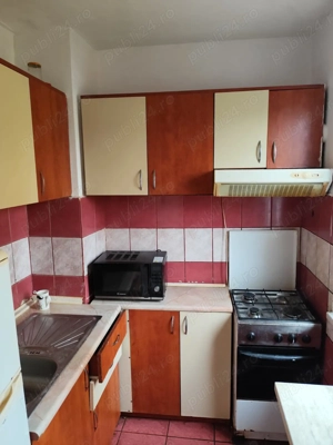 Proprietar închiriez apartament cu 2 camere - imagine 7