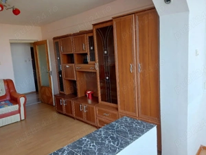 Inchiriez apartament cu 3 camere - imagine 7