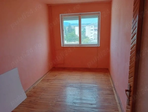 Inchiriez apartament cu 3 camere - imagine 5