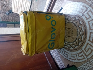 Vind Genti glovo și Bolt 