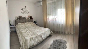Vând apartament 3 camere,sectorul 2 - imagine 2