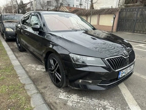Skoda superb laurin 