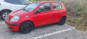 Vand Toyota Yaris 1,3 Benzina - imagine 4