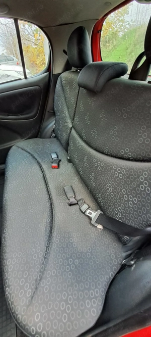 Vand Toyota Yaris 1,3 Benzina - imagine 7