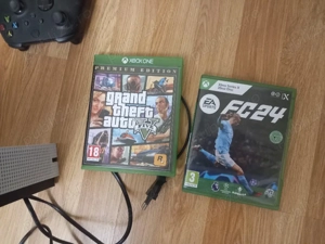 XBox One 1T cu 2 controlere - imagine 3