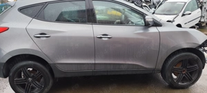 Dezmembrez / dezmembrari piese auto Hyundai ix35 2.0CRDI 4x2 FWD manual 6+1trepte an 2011 155.000 km - imagine 6