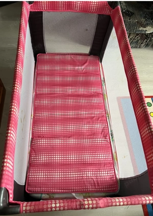 Oferta cu 50% mai putin !Vând pătuț pliabil , plus saltea ! 