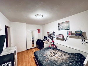 Vând Aprtament 2 camere - imagine 4