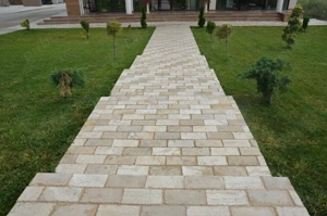 Pavăm curți.  - imagine 2