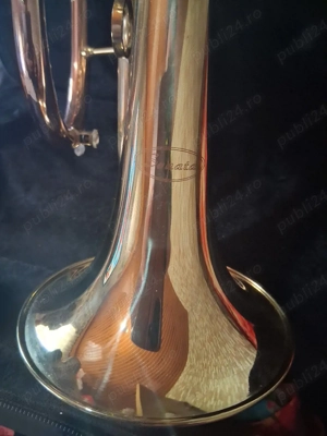 Vând trompetă Cornet profesională