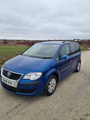 VW Touran 