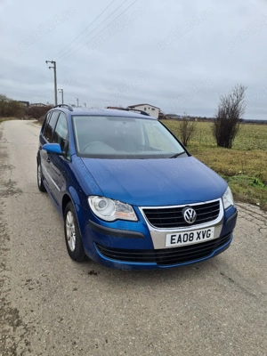 VW Touran  - imagine 6