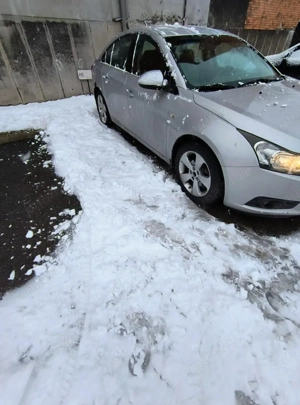 Chevrolet Cruze LS 2010 - imagine 4