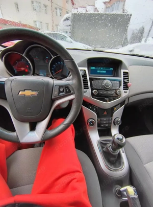 Chevrolet Cruze LS 2010 - imagine 5