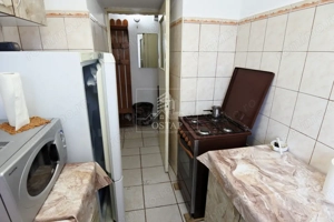 zona Mioritei - Costache Negri - apartament 2 camere semidecomandat - imagine 8