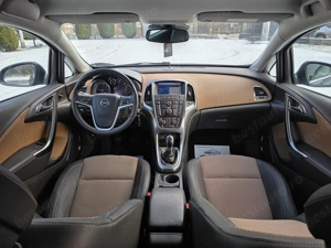 Opel Astra J 2011 2.0 CDTI 160 CP euro 5   RATE fara avans - imagine 5