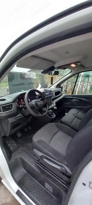 vinzari auto moto microbuz renault trafin - imagine 4