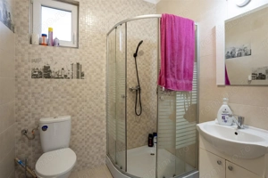 Casa Santandrei 4 camere 2 bai - imagine 5