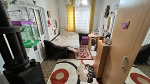 Vînd  schimb Casă si teren privat, Garaj z semicentral Petroșani  - imagine 3