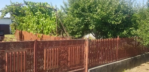 Vând  Casă sau  schimb cu variante .      - imagine 9