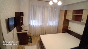 Închiriez camera de camin tip garsonieră 