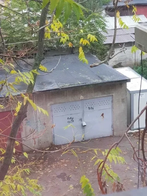 Vand garaj in spate bloc - Timisoara, str. Dej