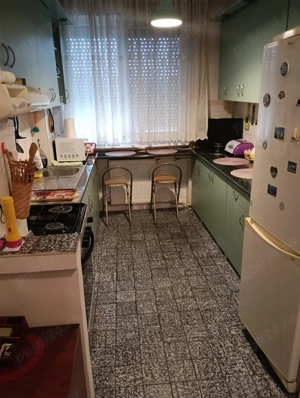 Vand apartament 4 camere - imagine 2