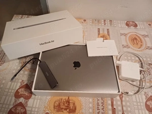 Vând MacBook Air 13  M1 ca nou+ adaptor cadou- negociabil