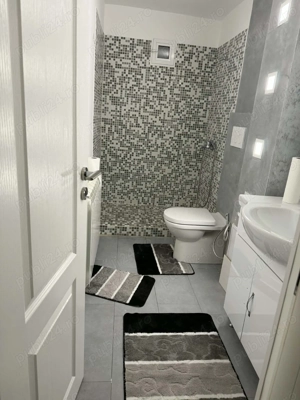 Închiriez apartament la zi la săptămână la lună  - imagine 3