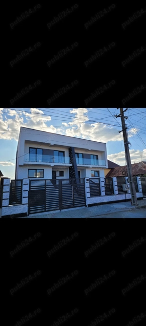 Casă exclusivistă de tip duplex cu terasă panoramică- jumătate de duplex 