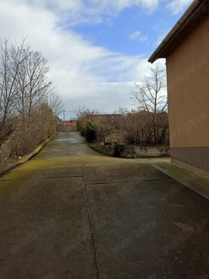 Vand Casa zona Spitalului - teren 2200 mp