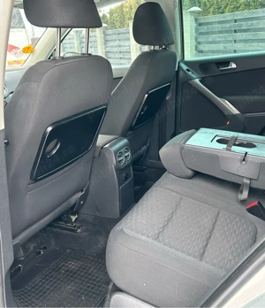 Volkswagen Tiguan - imagine 8